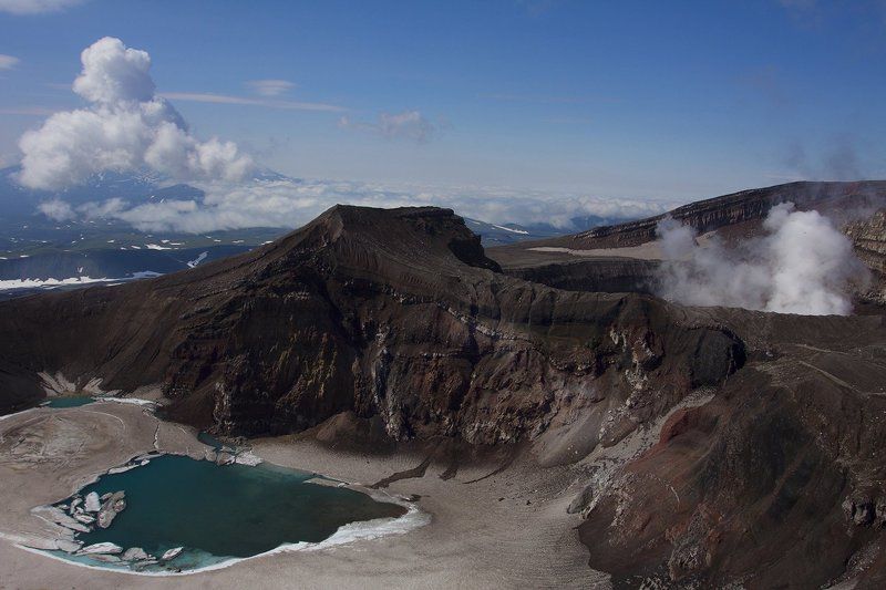 Вулкан Горелый фото превью
