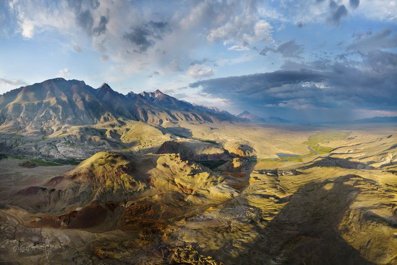 алтай, чуйская степь, горы Предзакатный свет фото превью