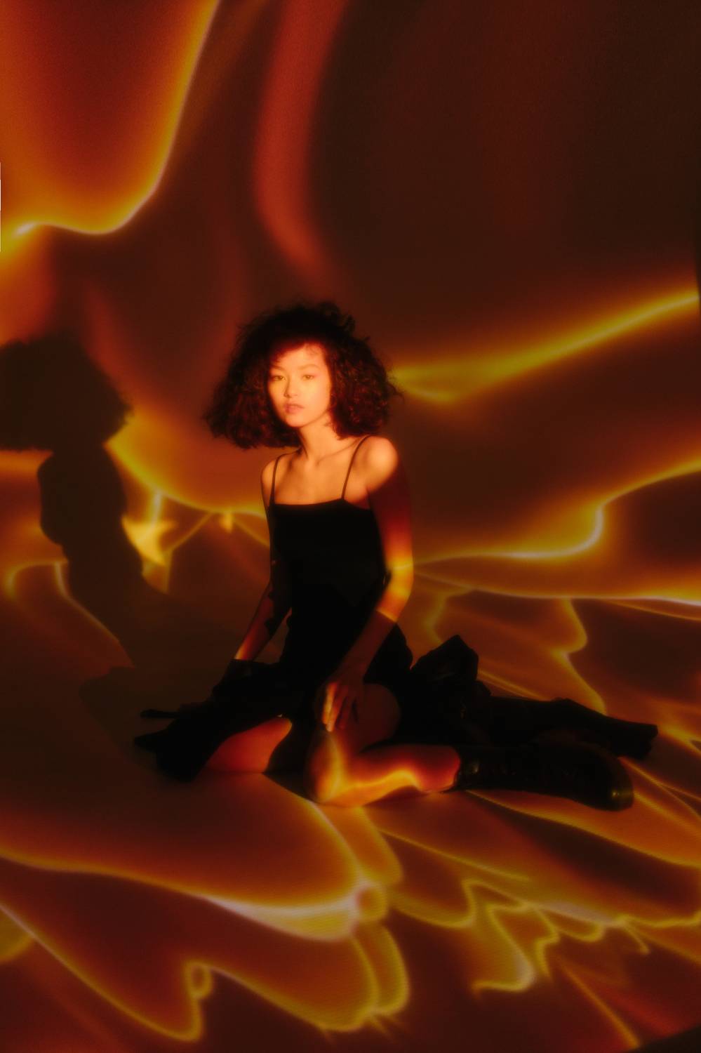 проектор, азиатка, девушка, гламур, Алексей Новопашин