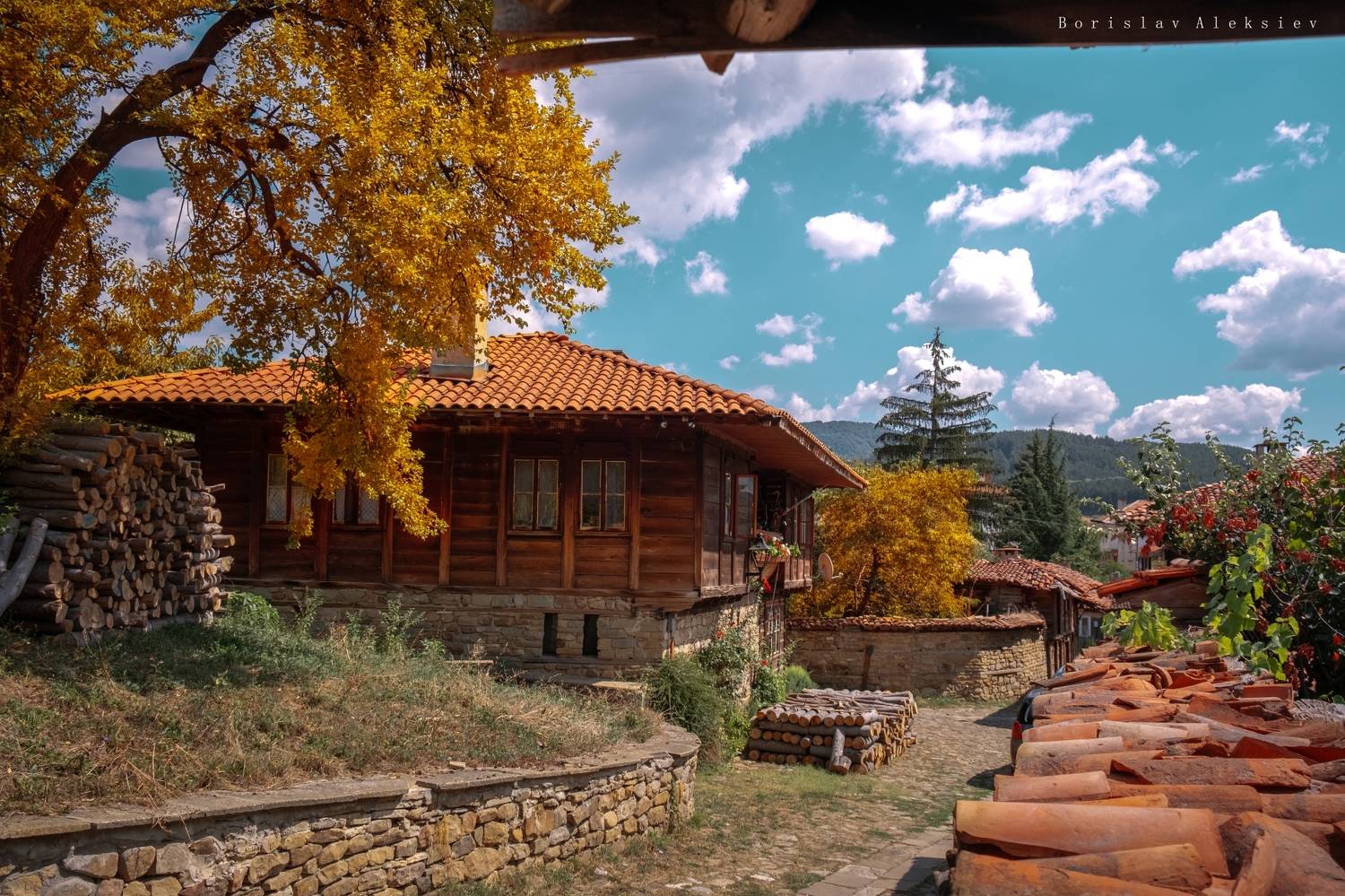 kotel,bulgaria,travel,nature,house,light,history,green,orange,blue,, Борислав Алексиев