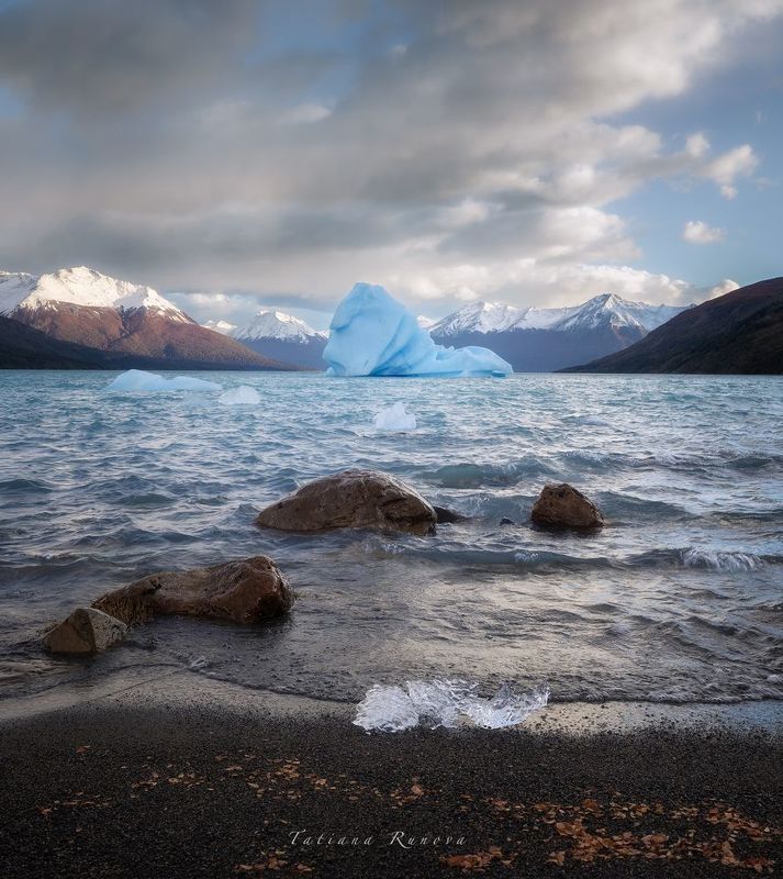 Озеро Аргентино. Национальный парк Лос Гласьярес фото превью