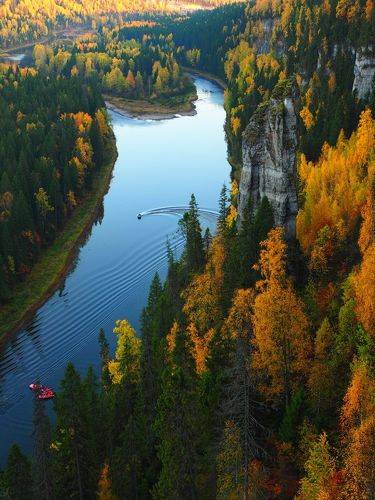 По реке Усьва