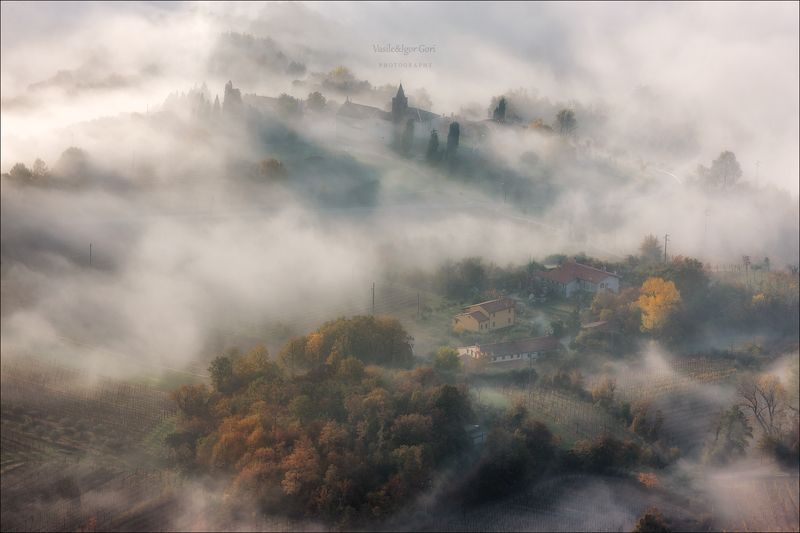italy,faedo,italia,утро,италия,veneto,кипарисы,осень,венето,cipressi,belvedere,деревня,фаэдо,туман Затуманило... фото превью