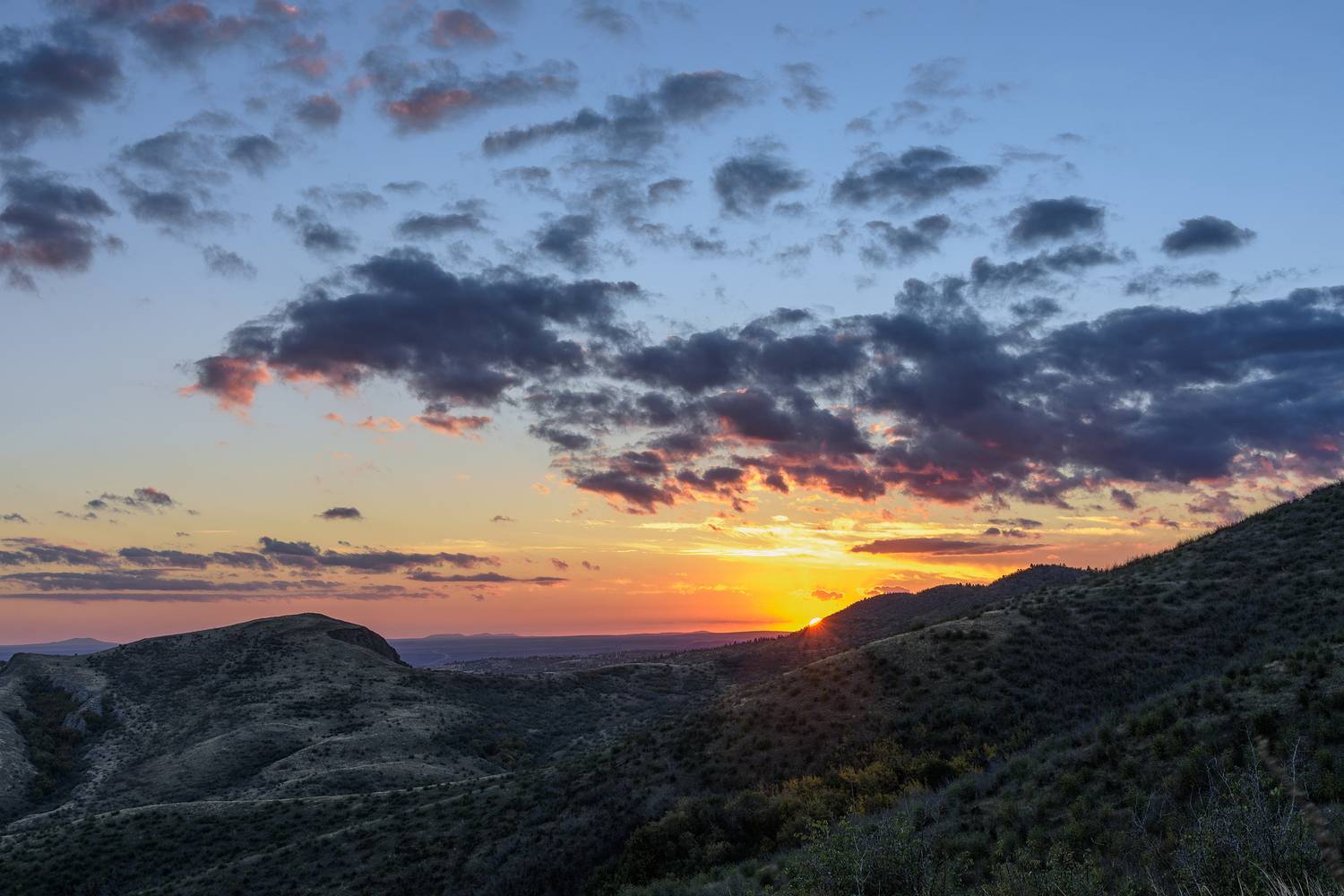 осень горы закат небо солнце облака, Вера Ра