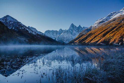 Утро на озере