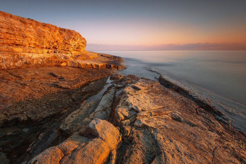 Burning cliffs фото превью