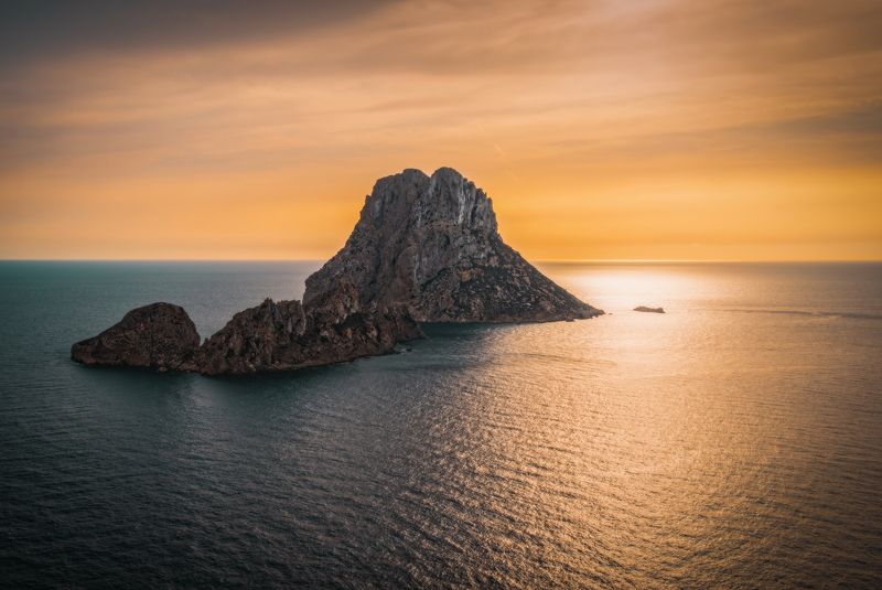 spain, ibiza, island, balearic, es vedra, rock, sea, sunset, autumn, mediterranean, испания, ибица, остров, балеарские острова, средиземное море, скала, эс ведра, закат, осень, остров Es Vedra фото превью