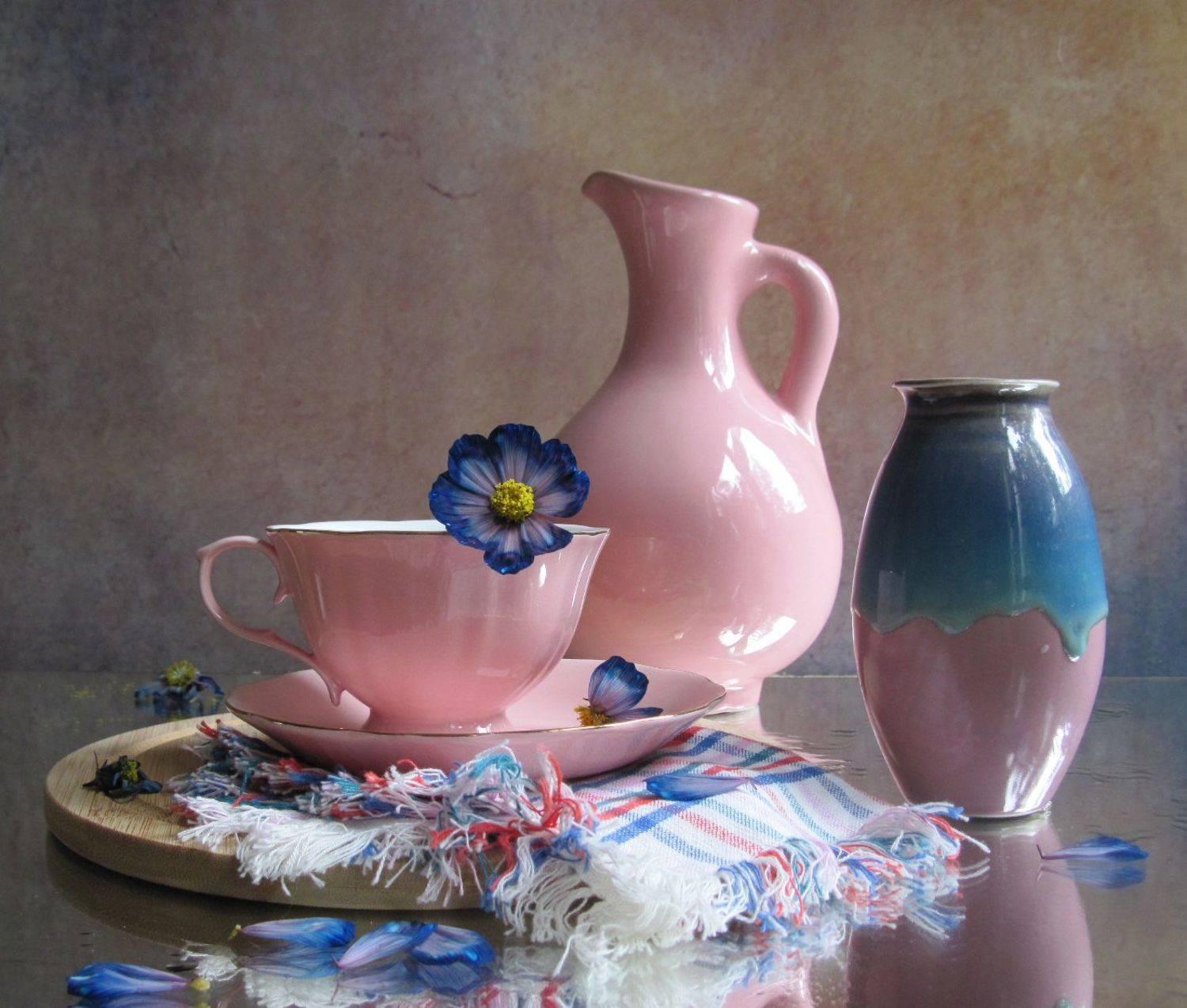 посуда, керамика, космея, кухонная доска, салфетка , Наталия Тихомирова