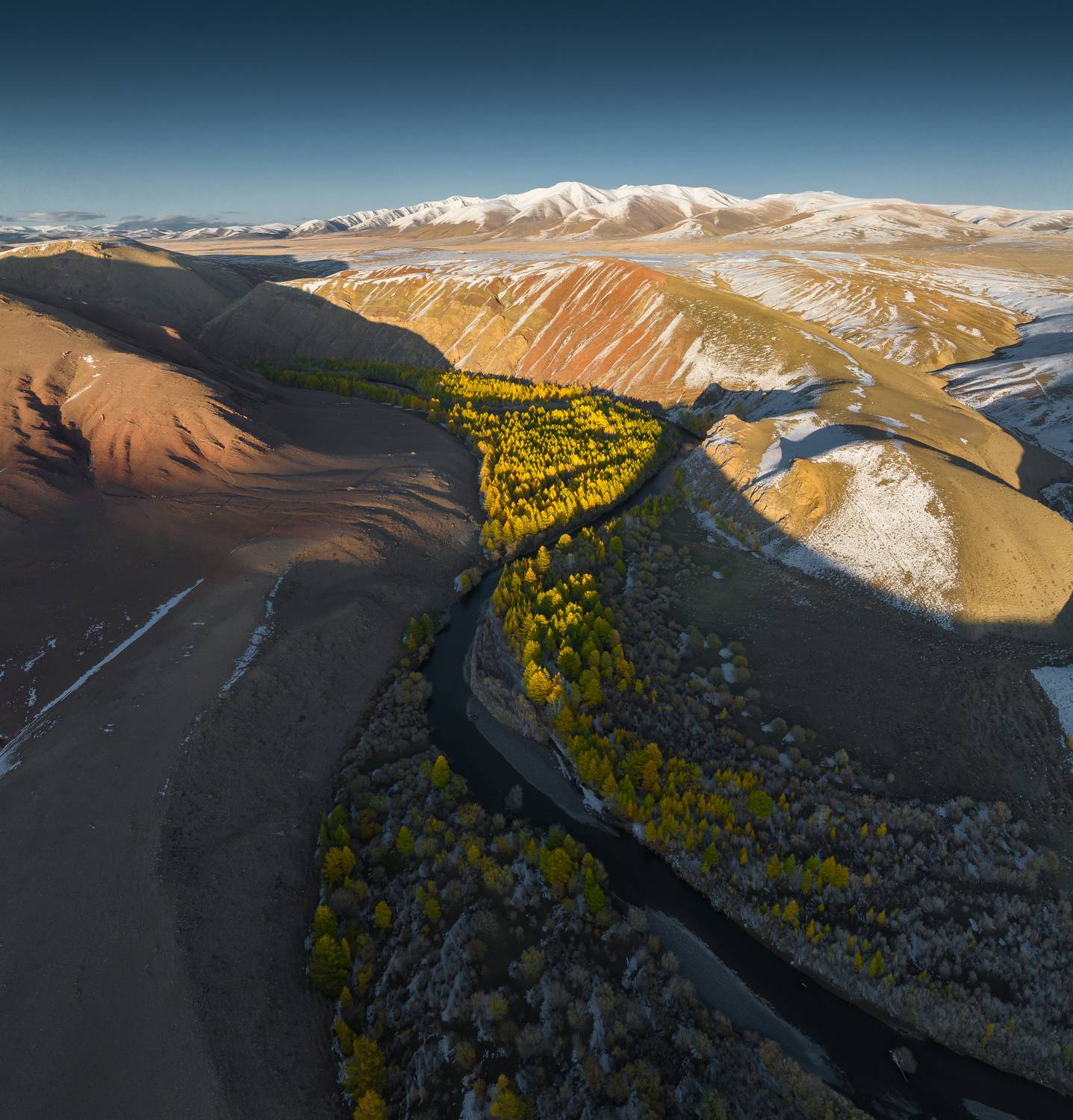 горный алтай, кокоря, кызылшин, горы, река, лиственницы, осень, сентябрь, первый снег, Виктор Зайцев