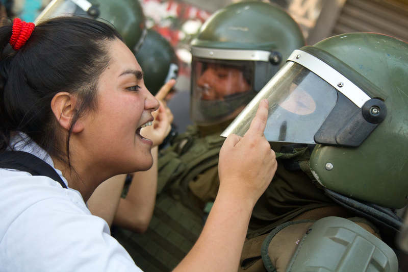 revuelta social, periodista furioso, periodistafurioso, Bastian Cifuentes Araya, Bastián Cifuentes Araya, Estallido Social, protestas, fotografía de reportaje, reportage, sociodocumental, portraits, Reportage Spotlight, 18 de octubre, OCTUBRE,  SIN TÍTULO фото превью