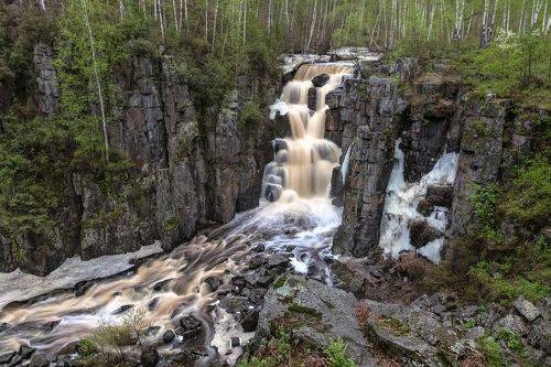 Уковский водопад