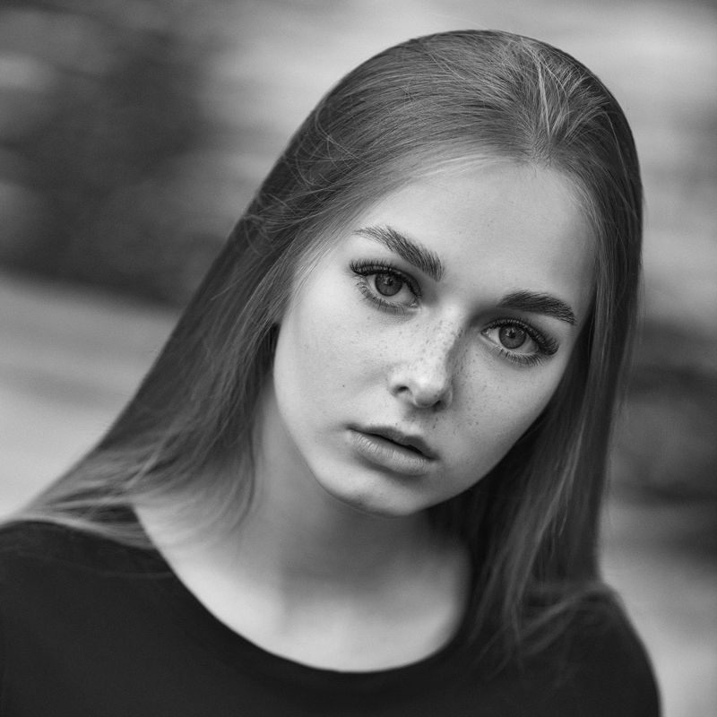 Лицо, взгляд, огромные глаза, красивая, девушка, ЧБ, печать, портрет Вика фото превью