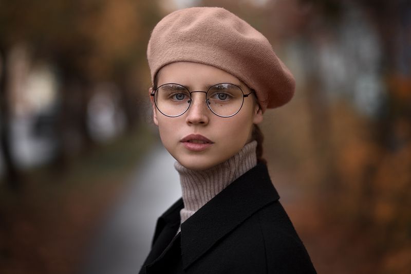 портрет девушка Илария фото превью