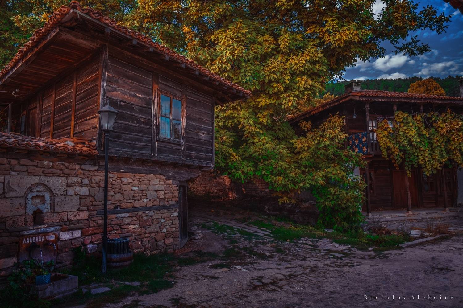 zheravna,bulgaria,travel,nature,house,light,history,green,orange,blue,, Борислав Алексиев