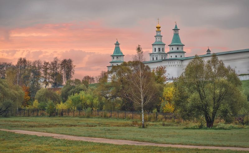 Раннее утро октября фото превью