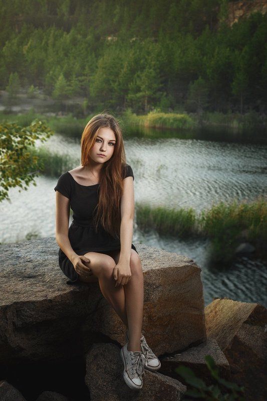 dress, forest, girl, ivankopchenov, natural light, outdoor, portrait, tree, иванкопченов, лес, портрет, портрет девушки, сосны, камни Ксюша фото превью