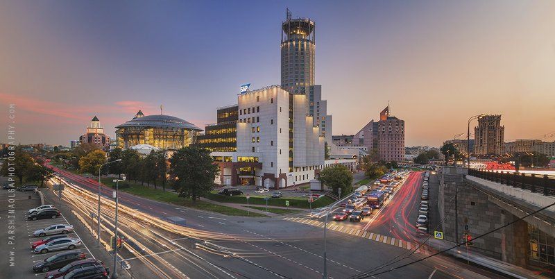 Москва, закат, огни, дороги, движение, большая выдержка, небо, город, пейзаж, landscape, sunset, light, traffic, long exposure, sky, clouds, beeauti Вечерняя Москва фото превью