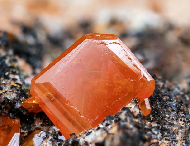 макрофотография, минерал, вульфенит, кристалл Вульфенит фото превью