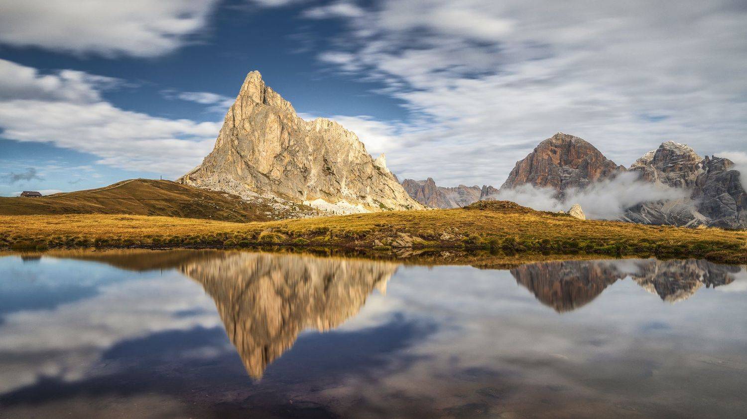 , Konf&aacute;l Miroslav