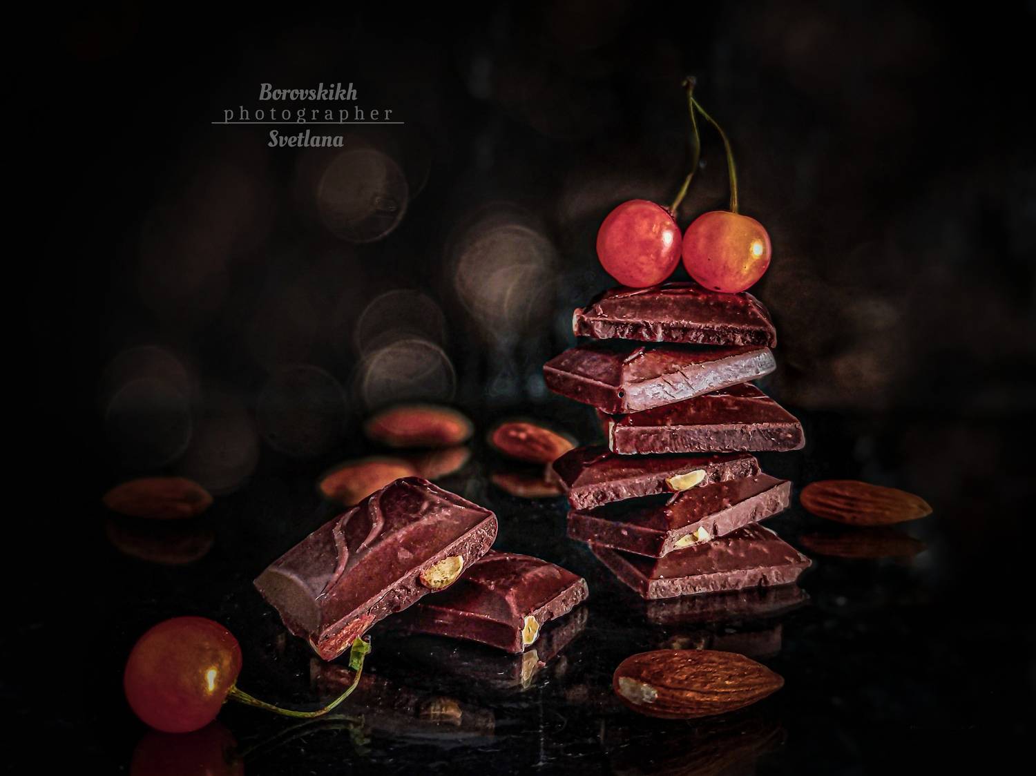 макро,  макро на телефон, macro, macro lens, шоколад, вишня, боке, низкий ключ, dark photo, food photo, едая, Светлана Боровских