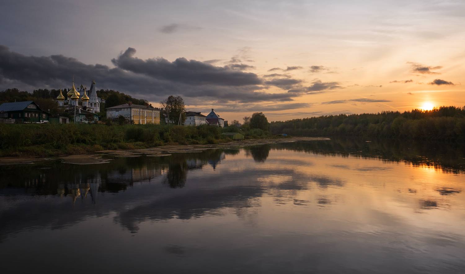 осень река дома закат, Колесов Андрей