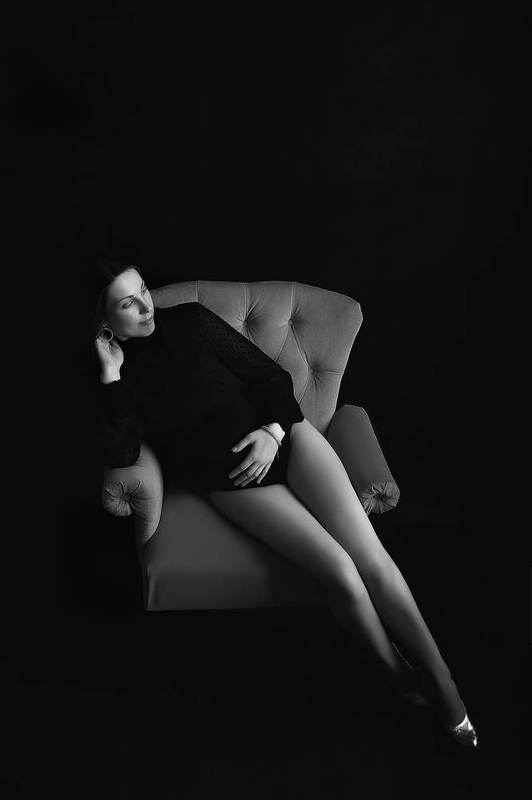 mom and baby, mom, pregnancy, mother, maternity, love, family, pregnancyphoto, familyphoto, материнство, мама, мама и малыш, мать и дитя, любовь, портрет, студийный портрет, семейный портрет, беременность, будущая мама, в ожидании  фото превью