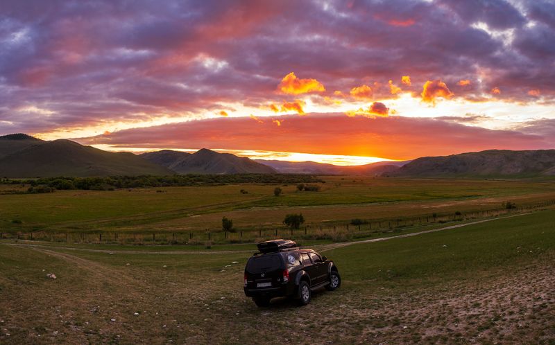Закат в Тажеранской степи. фото превью