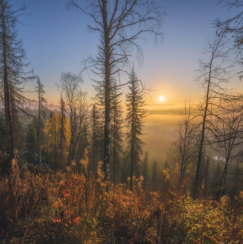 Встречая восход на Усьвинских столбах фото превью