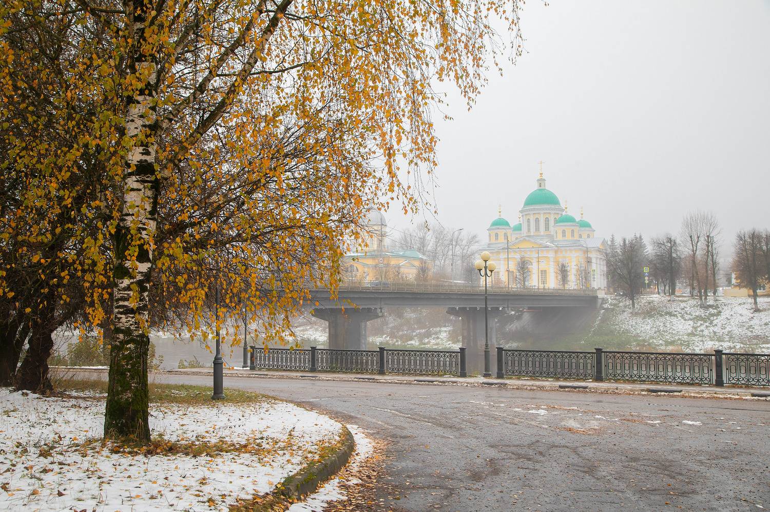 туман, храм в тумане, осенний туман, Ларина Ирина