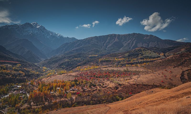 узбекистан, чимган, uzbekistan, chimgan Большой и Малый Чимганы погожим осенним днем фото превью