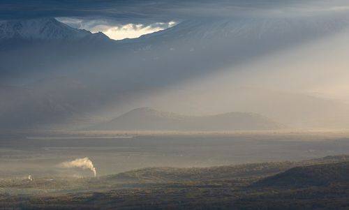 В лучах рассвета
