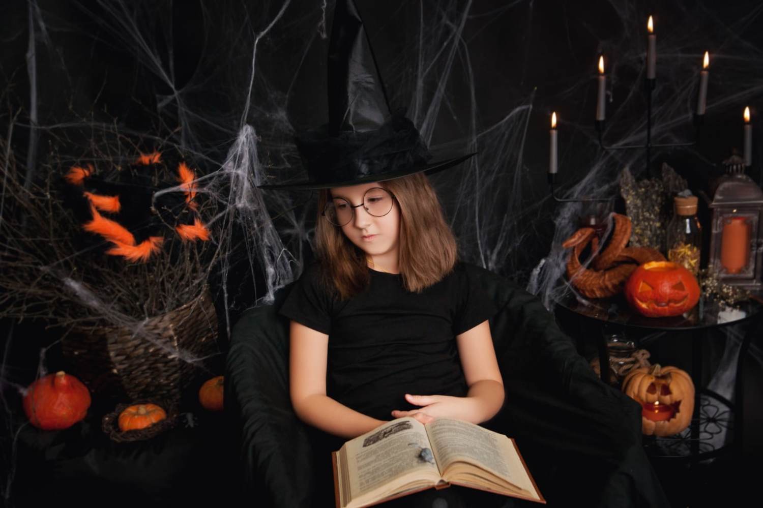 хэллоуин, halloween, портрет, portrait, осень, autumn, children portrait, детский портрет, фотосессия, photoshoot, портрет, студийный портрет, девочка, ведьмочка, студийная фотосессия, Ману Фалько