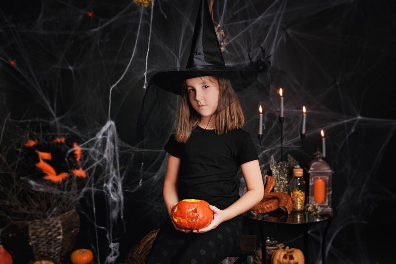 хэллоуин, halloween, портрет, portrait, осень, autumn, children portrait, детский портрет, фотосессия, photoshoot, портрет, студийный портрет, девочка, ведьмочка, студийная фотосессия, Ману Фалько
