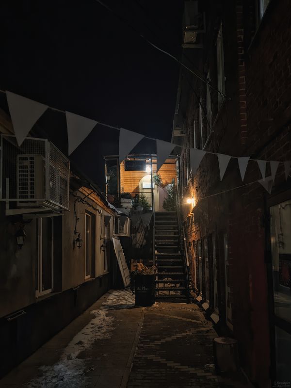 Где-то на улицах волжского города фото превью