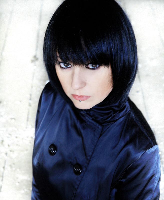 woman, portrait, eyes, light Urbex Portrait фото превью