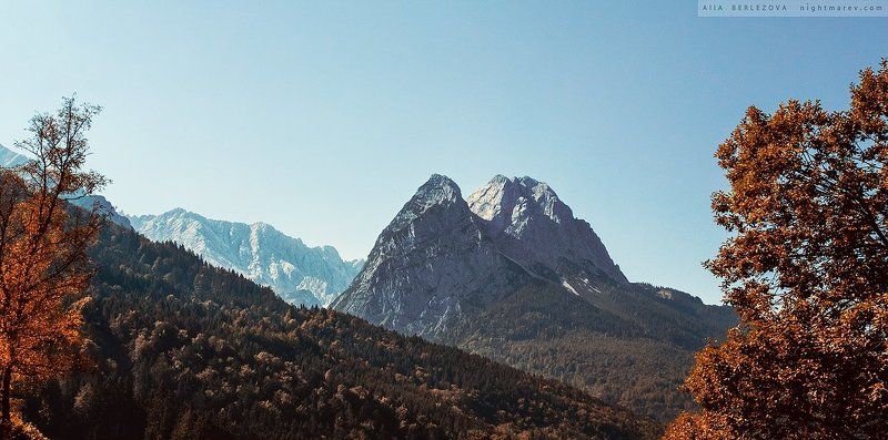 autumn, bavaria, forest, garmisch-partenkirchen, garmisch-partenkirchen area bava, germany, mountain, sky, tree, гармиш-партенкирхен, германия, лес, небо, осень Garmisch-Partenkirchen area фото превью