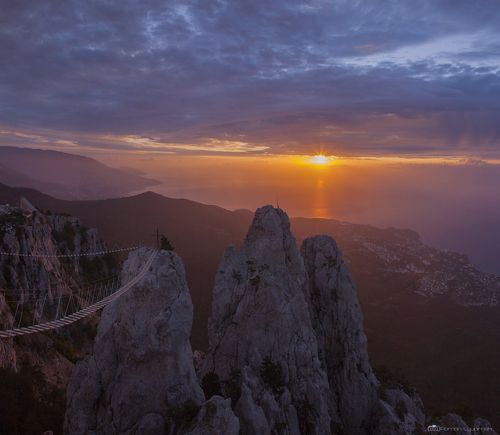 Осенний рассвет на Ай-Петри