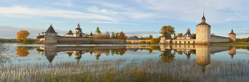 Кирилло-Белозёрский монастырь. Парадный портрет фото превью