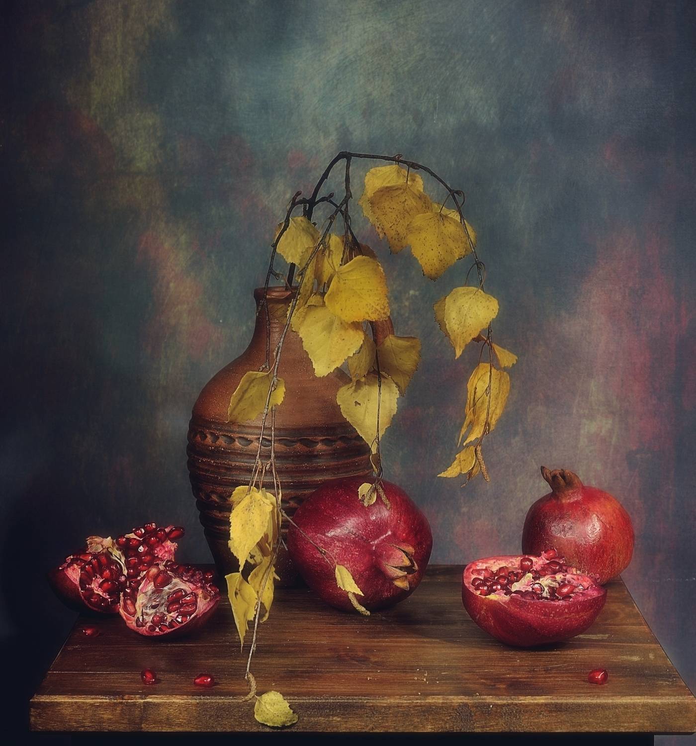 натюрморт,осень,гранаты,кувшин, Наталия К