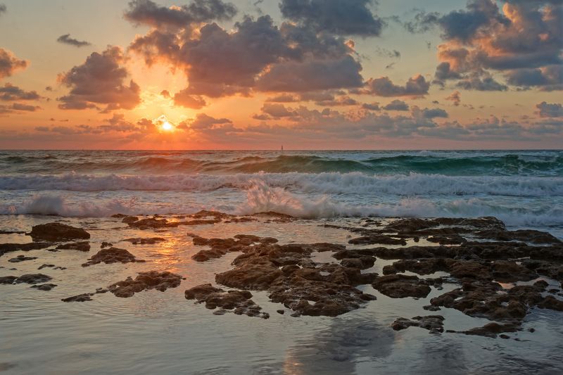 The Mediterranean Sea-Средиземное море фото превью