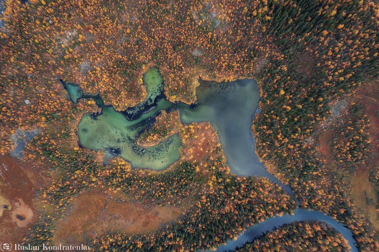 ловозерские тундры, сейдозеро, кольский полуостров, эльморайок, перевал, перевал эльморайок, горы, долина, осень, тулбнюнуай, Кондратенко Руслан