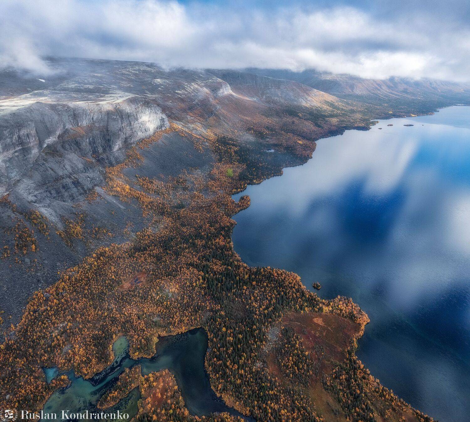 ловозерские тундры, сейдозеро, кольский полуостров, эльморайок, перевал, перевал эльморайок, горы, долина, осень, аэрофото, аэрофотография, Кондратенко Руслан