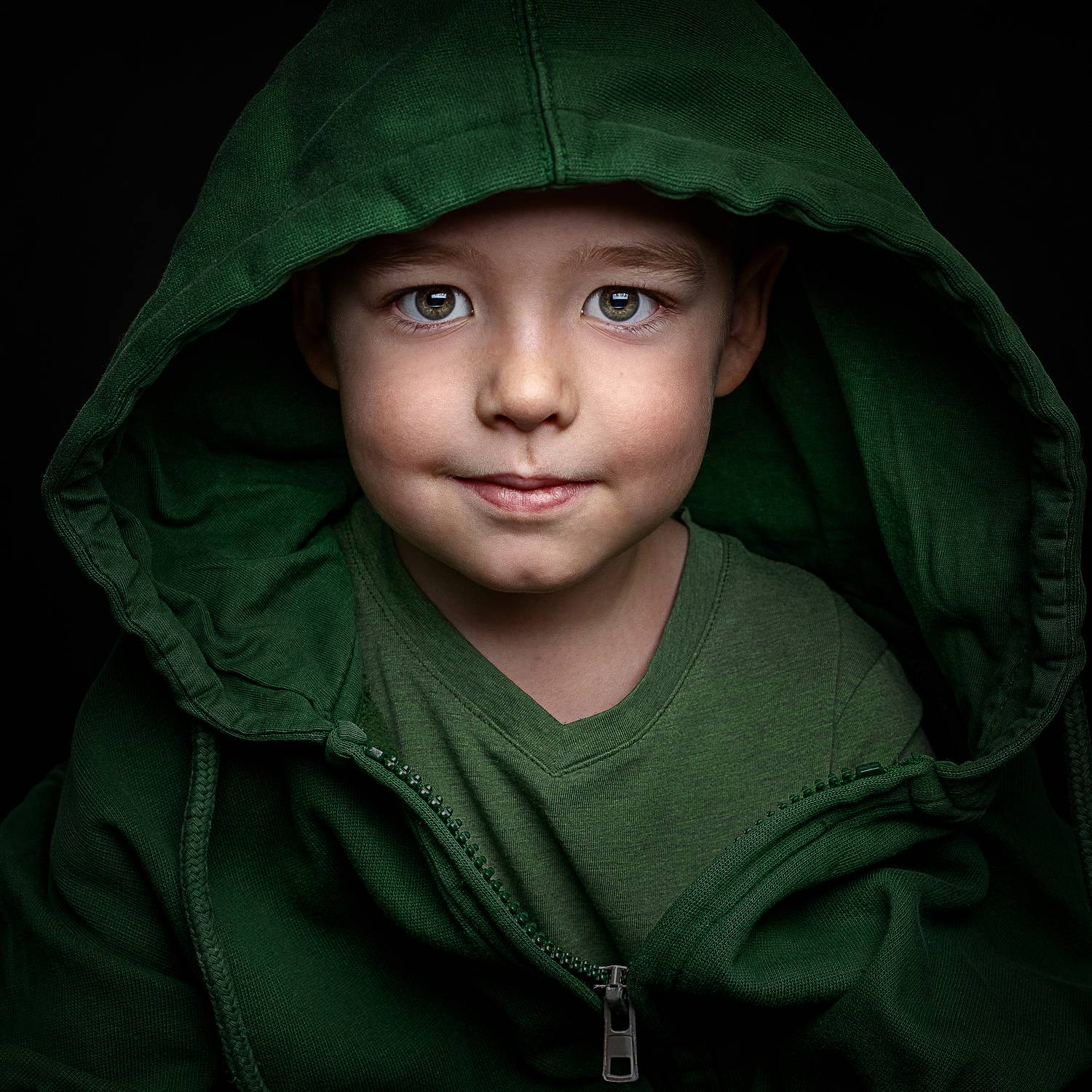 , Антон Леонов