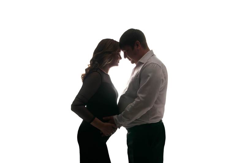 mom and baby, mom, pregnancy, mother, maternity, love, family, pregnancyphoto, familyphoto, материнство, мама, мама и малыш, мать и дитя, любовь, портрет, студийный портрет, семейный портрет, беременность, семья, будущая мама, в ожидании  фото превью