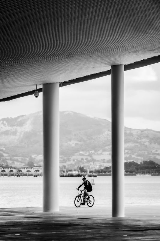 Велосипедист фото превью