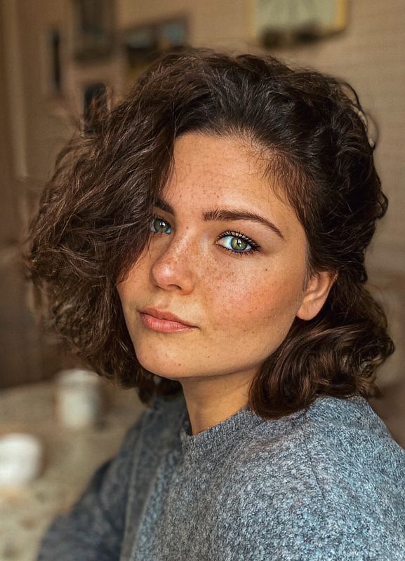 алинция, савельева Over and over фото превью