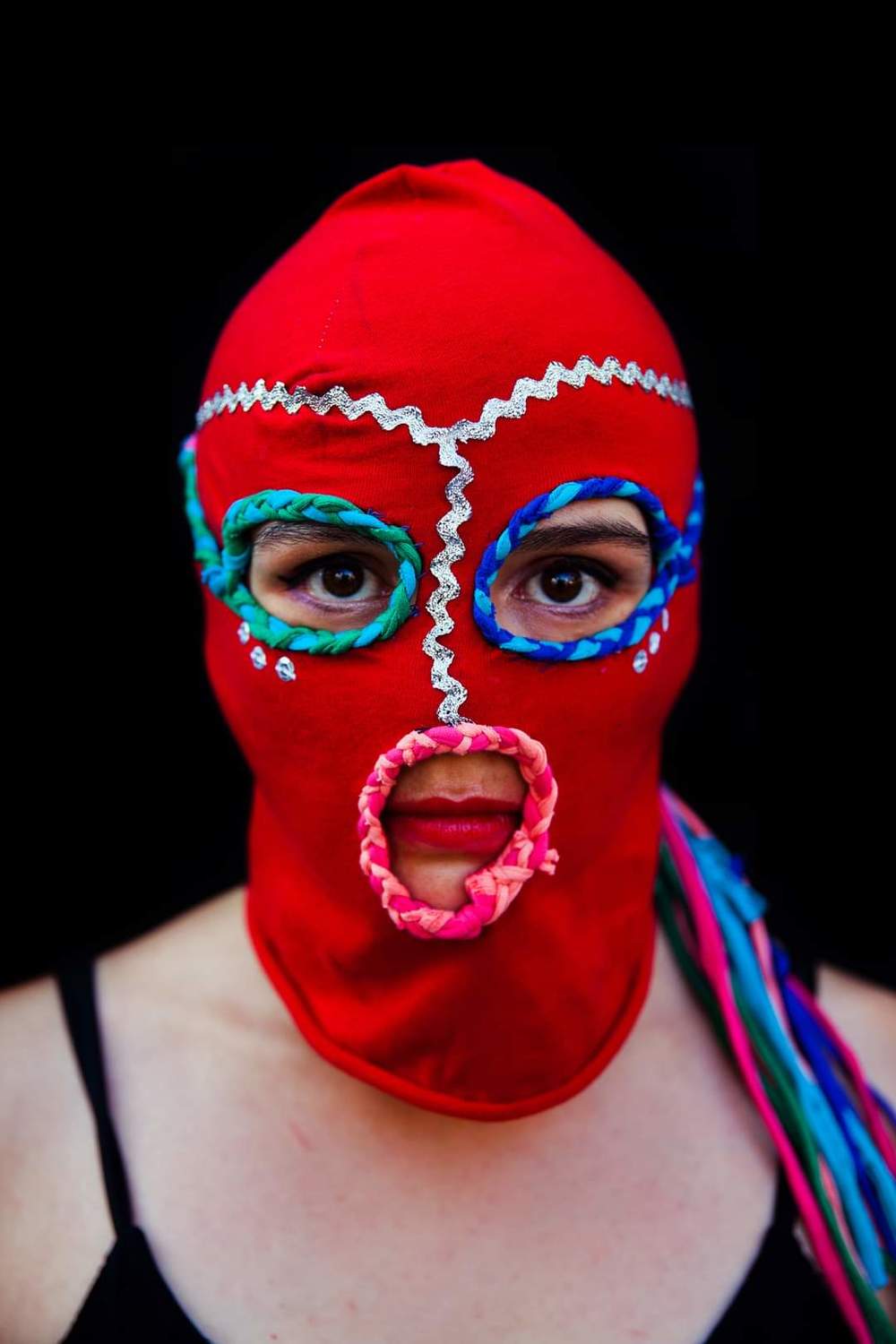 baila capucha, capuchas, retratos, portraits, bastian cifuentes araya, basti&aacute;n cifuentes, periodista furioso, periodistafurioso,  fotoprensa, revuelta social, estallido social, reportage,, Basti&aacute;n Cifuentes Araya