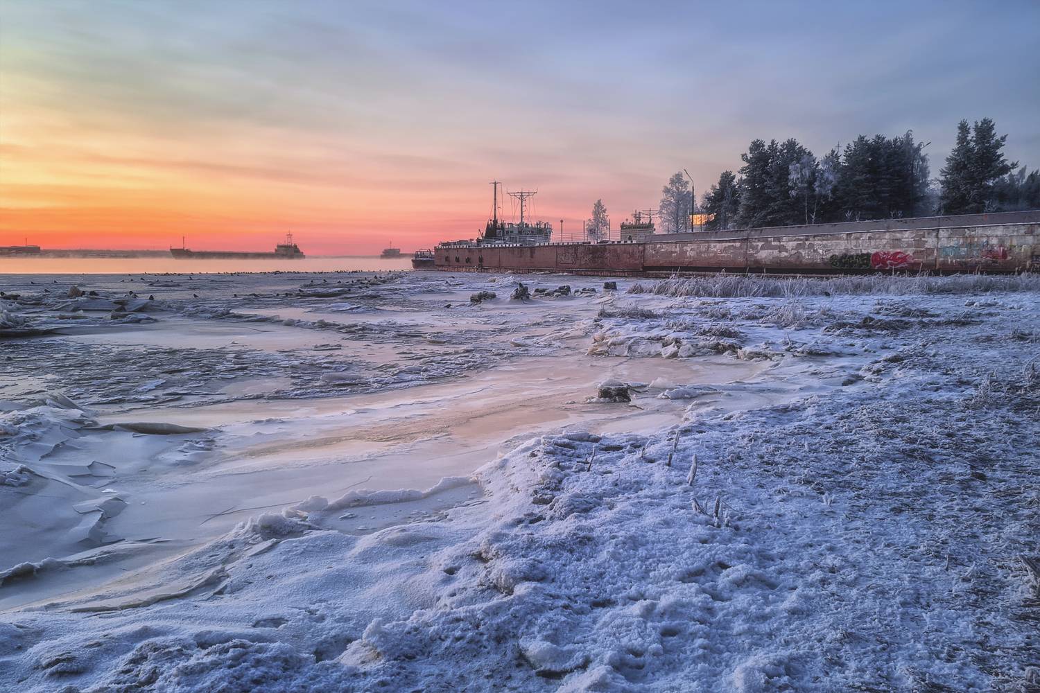 вечер, река, северная, двина, набережная, ноябрь, берег, снег, иней, корабли, Вера Ра