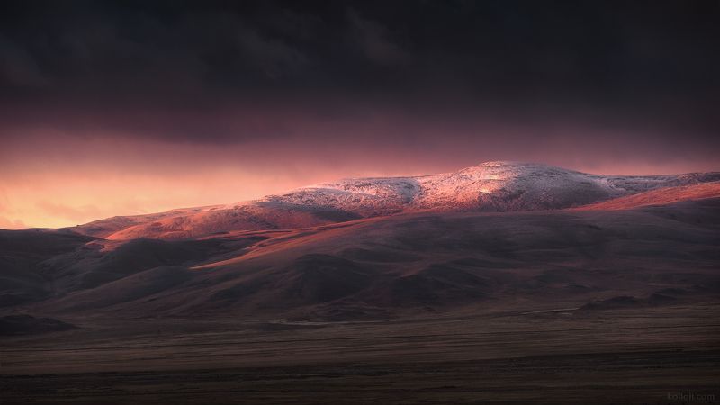 алтай, горы, чуйская степь, холмы, мягкий свет, склоны, закат, снег Воспоминание об одном закате фото превью