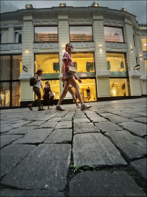 москва, кузнецкий мост, вечер Кузнецкий мост фото превью